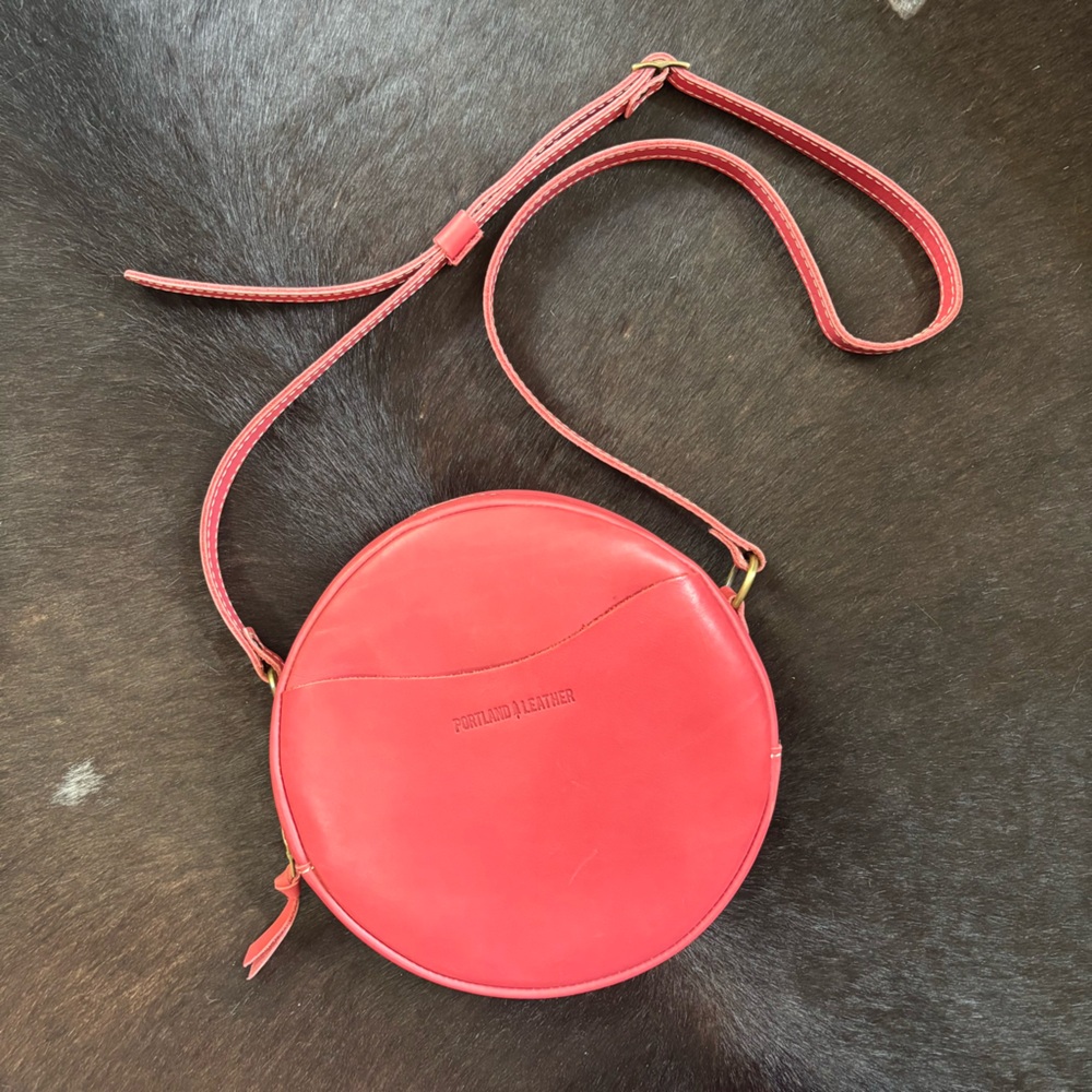 Portland Leather Large Circle Crossbody Tulip Pink Discontinued